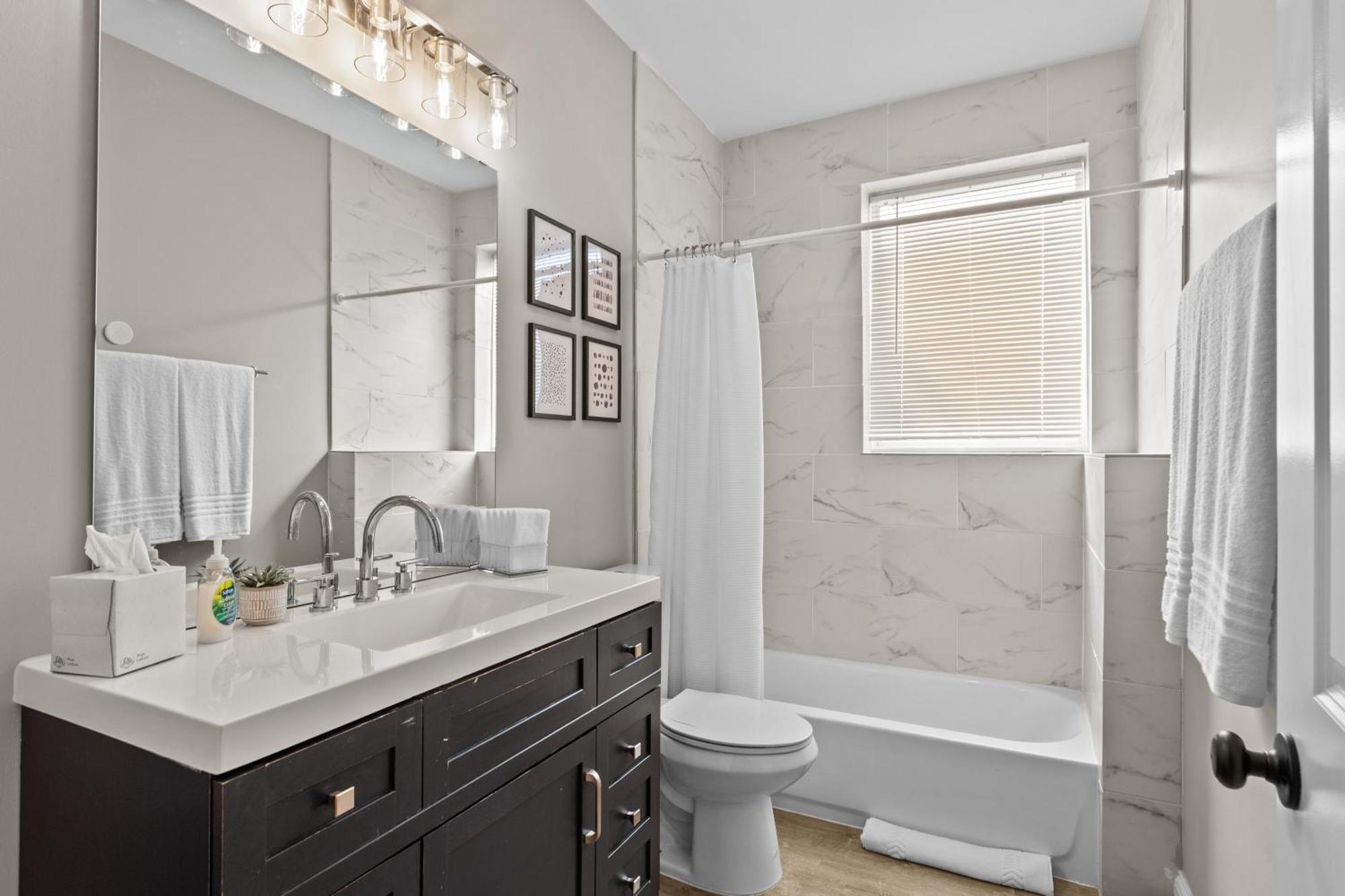 West End Whimsy | Jz Vacation Rentals Tower Grove Extérieur photo